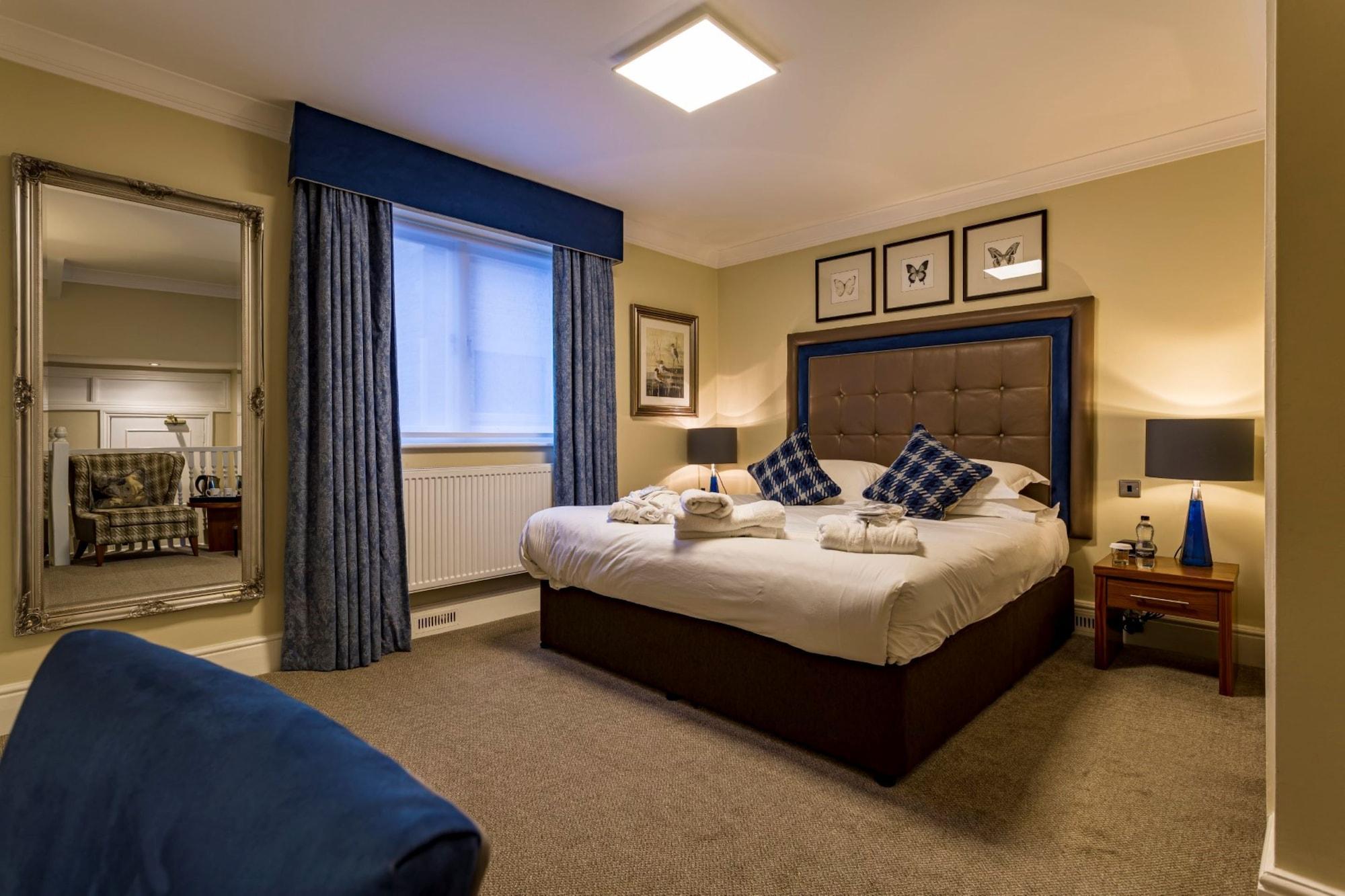The Talbot Hotel, Oundle , Near Peterborough Exteriér fotografie