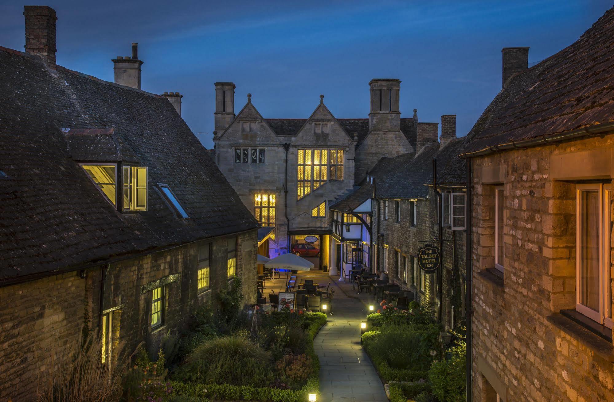 The Talbot Hotel, Oundle , Near Peterborough Exteriér fotografie